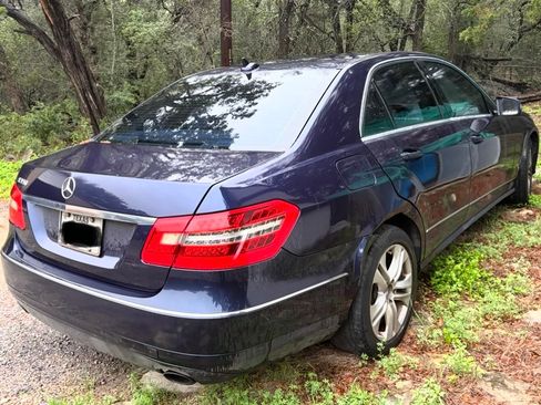 Used 2011 Mercedes-Benz E 350 Sedan image 2