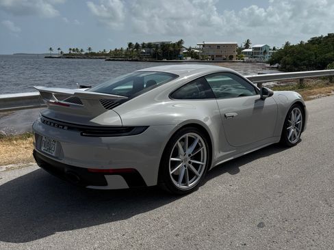 Used 2024 Porsche 911 Carrera 4S AWD/4WD image 4