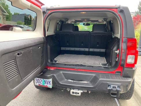 Used 2008 HUMMER H3 Alpha image 15