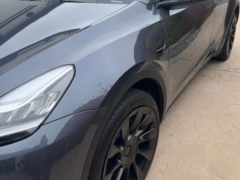 Used 2023 Tesla Model Y AWD image 2