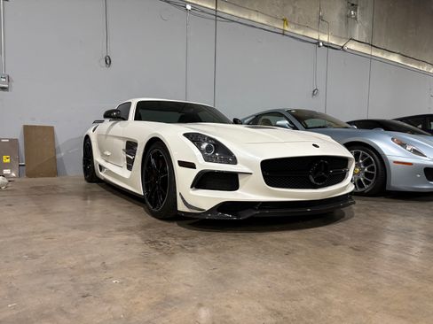 Used 2014 Mercedes-Benz SLS AMG Black Series image 25