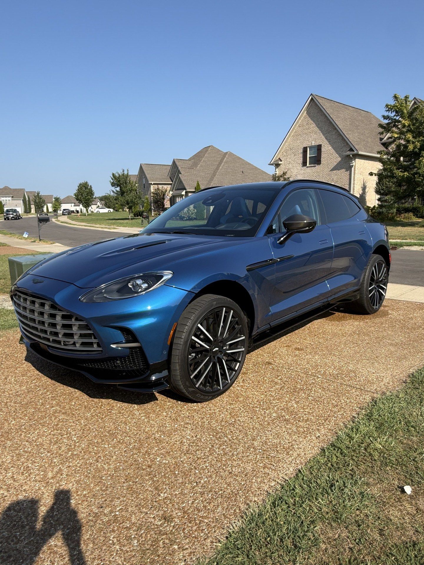 Used 2023 Aston Martin DBX 707 AWD/4WD image 2