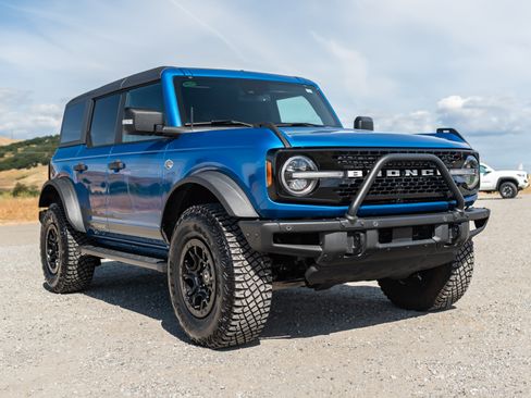 Used 2022 Ford Bronco Wildtrak image 4