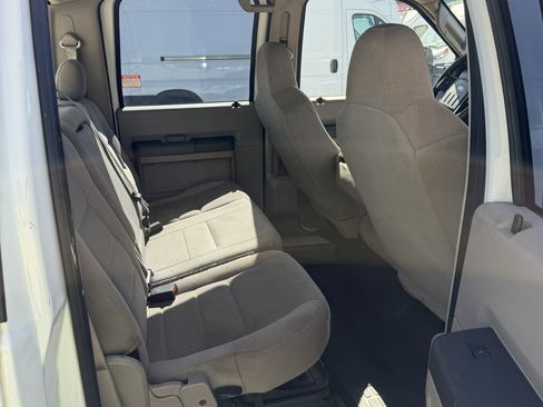Used 2008 Ford F350 2WD Crew Cab DRW Super Duty image 6