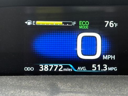 Used 2017 Toyota Prius Four Touring w/ Carpet Mat Package FWD image 10