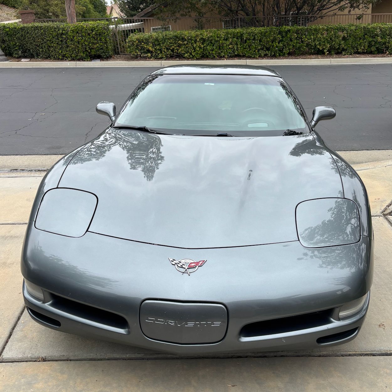 Used 2003 Chevrolet Corvette Coupe w/ Preferred Equipment Group RWD image 1