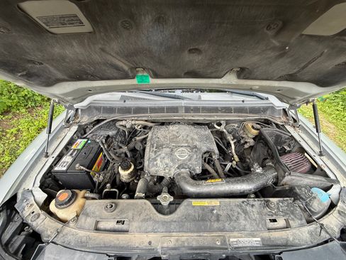 Used 2009 Nissan Armada LE AWD/4WD image 24