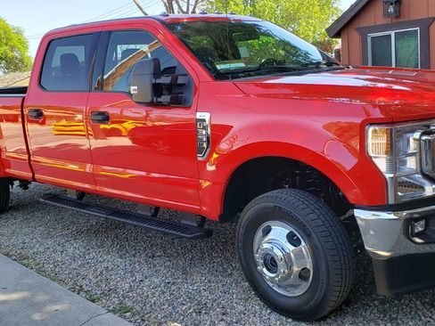 Used 2021 Ford F350 XLT image 8