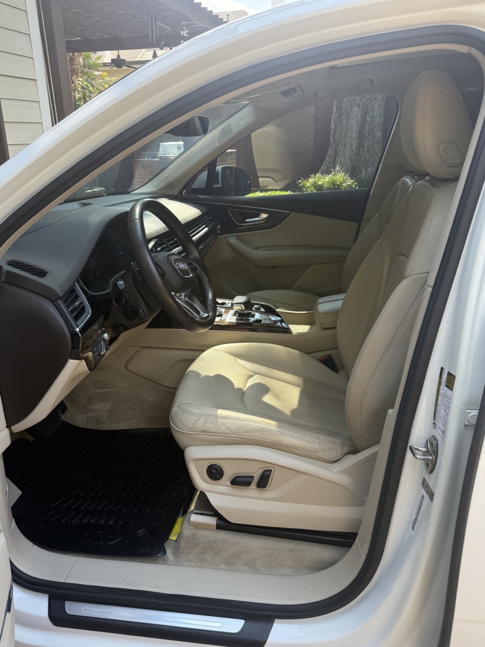 Used 2018 Audi Q7 3.0T Prestige AWD/4WD image 13