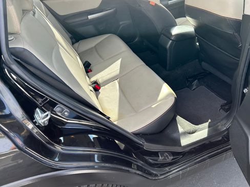 Used 2016 Subaru Crosstrek 2.0i Limited image 12