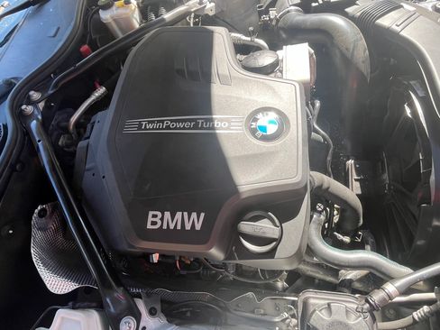 Used 2013 BMW Z4 sDrive28i RWD image 25