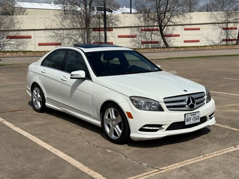 Used 2011 Mercedes-Benz C 300 C 300 Sport Sedan 4D image 4