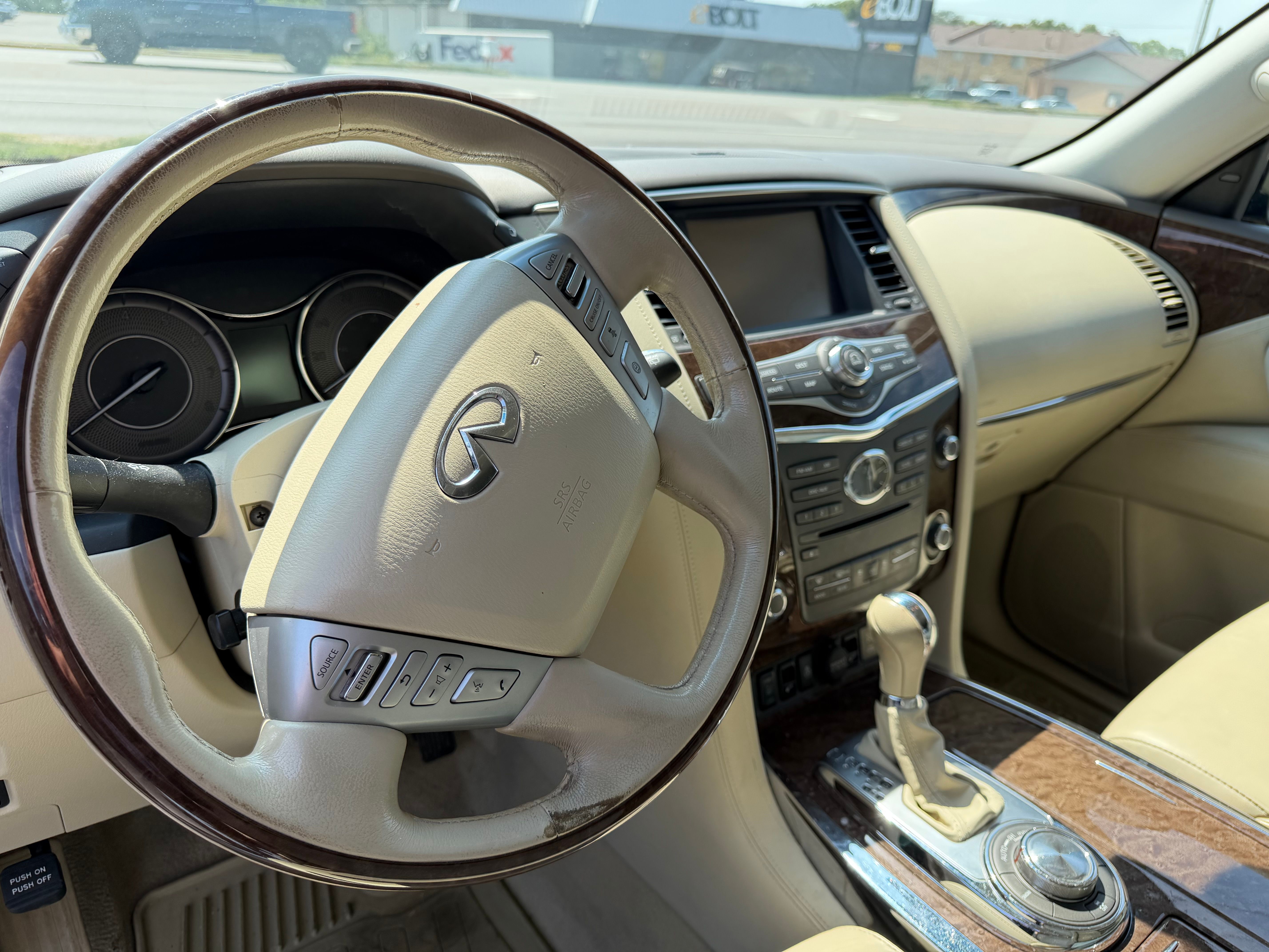 Used 2015 INFINITI QX80 4WD w/ 22" Wheel Package image 19