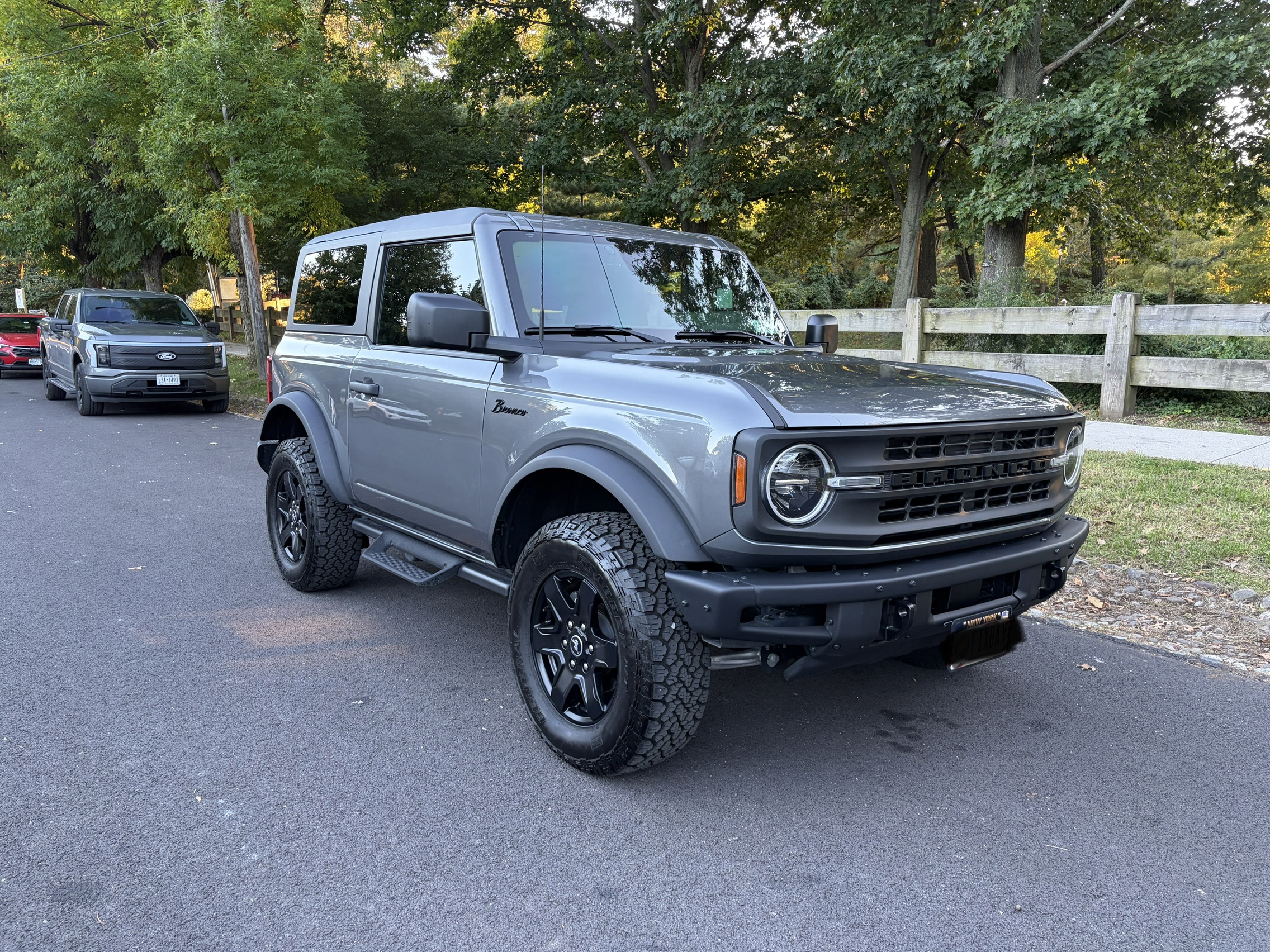 Used 2024 Ford Bronco Black Diamond AWD/4WD image 1