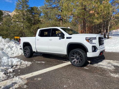 Used 2021 GMC Sierra 1500 AT4 w/ AT4 Premium Package AWD/4WD image 5