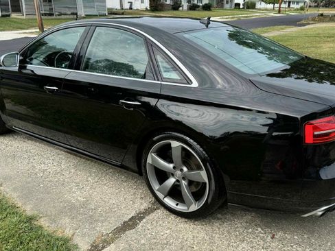 Used 2015 Audi S8 Sedan 4D w/ Full Leather Package image 9