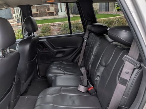 Used 1999 Jeep Grand Cherokee Laredo RWD image 5
