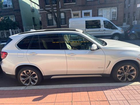 Used 2016 BMW X5 xDrive35i image 4