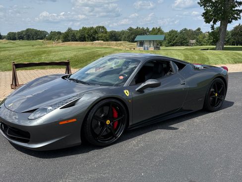 Used 2011 Ferrari 458 Italia Coupe RWD image 8