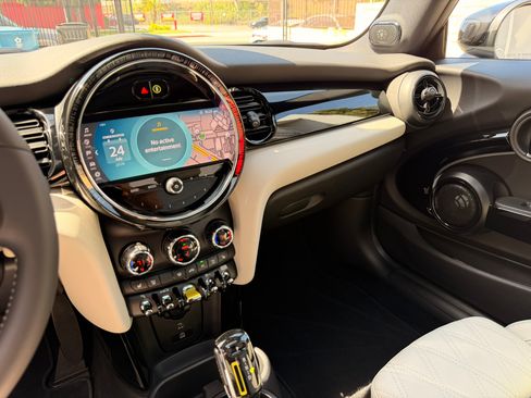 Used 2023 MINI Cooper SE FWD image 23