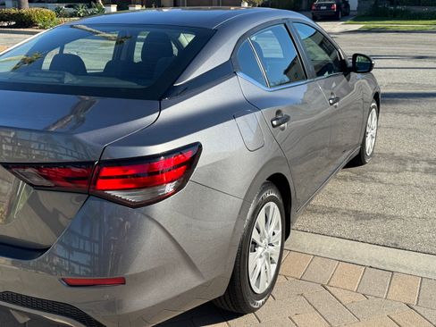 Used 2024 Nissan Sentra S image 2