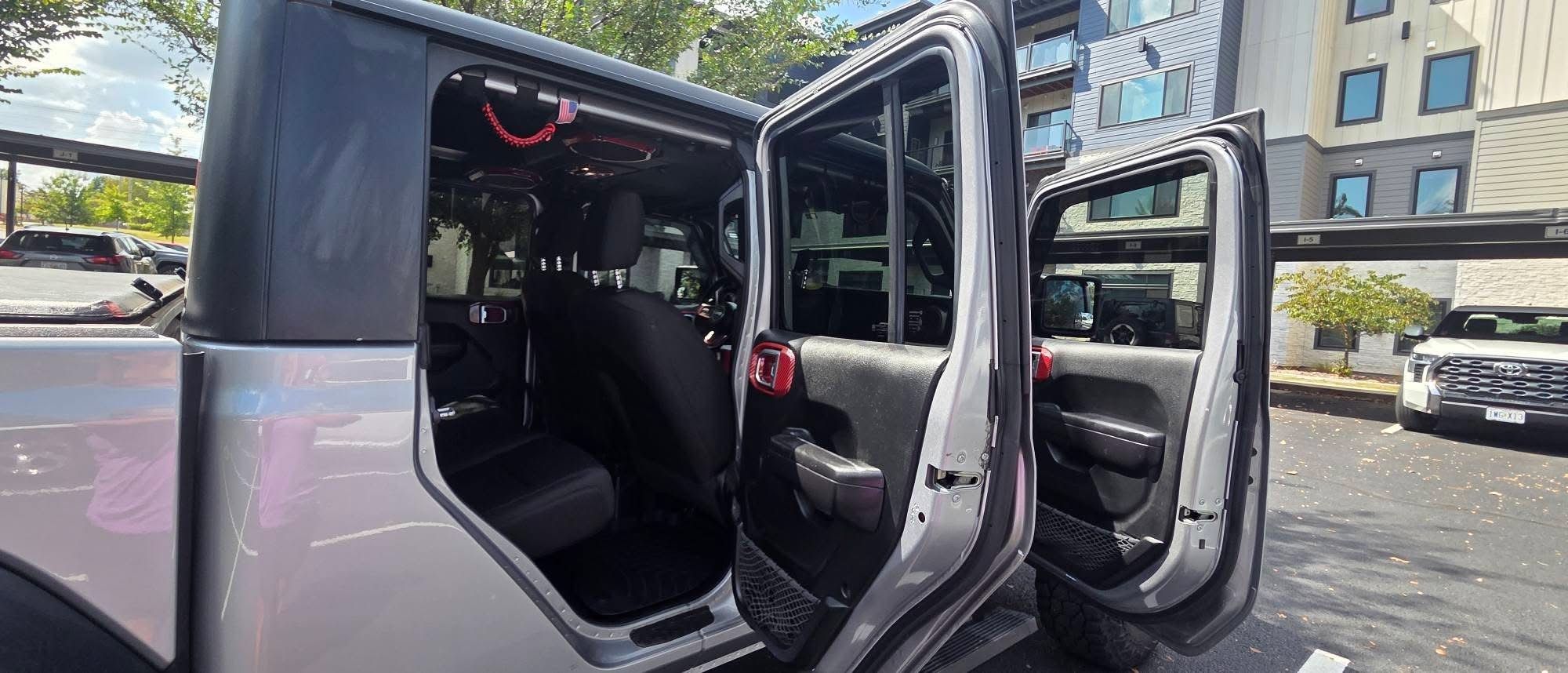 Used 2020 Jeep Gladiator Sport w/ Quick Order Package 24S AWD/4WD image 5
