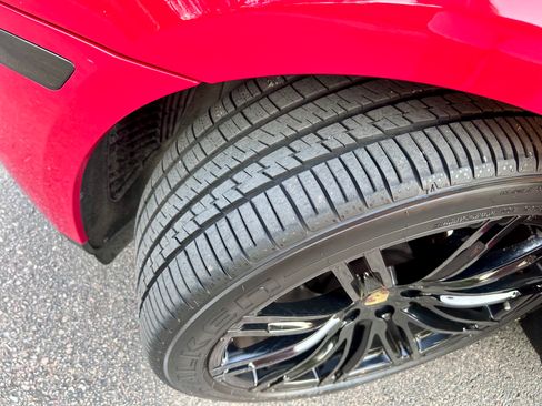 Used 2018 Porsche Macan S AWD/4WD image 12