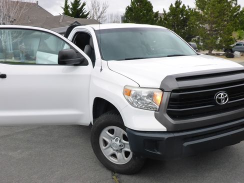 Used 2015 Toyota Tundra SR image 27