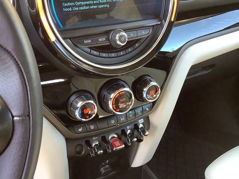 Used 2019 MINI Cooper Countryman S w/ Convenience Package AWD/4WD image 15