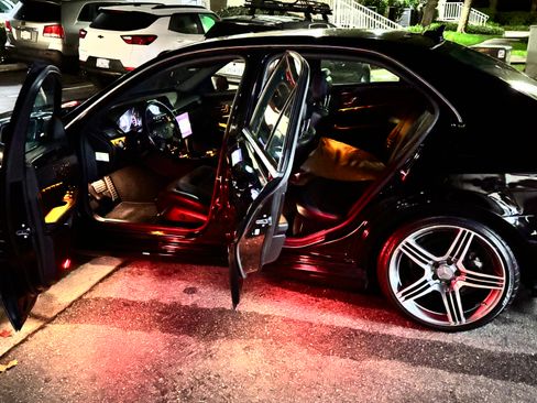 Used 2011 Mercedes-Benz E 350 4MATIC Sedan w/ Premium 1 Pkg image 15