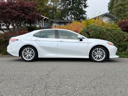 Used 2020 Toyota Camry XLE w/ Navigation Package