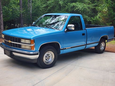 Used 1993 Chevrolet Silverado 1500 2WD Regular Cab image 1