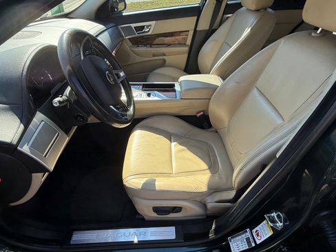 Used 2014 Jaguar XF 3.0 image 9