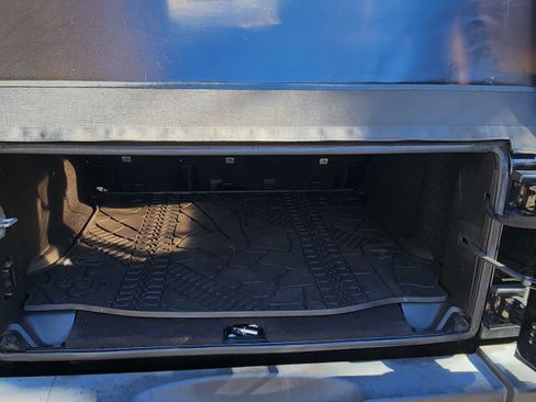 Used 2017 Jeep Wrangler Unlimited Sport w/ Quick Order Package 24S image 13