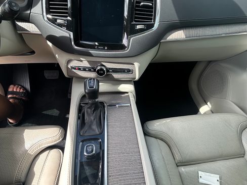 Used 2022 Volvo XC90 T6 Inscription w/ Climate Package AWD/4WD image 24