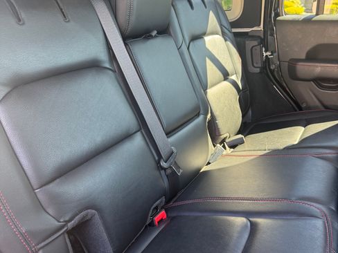 Used 2021 Jeep Wrangler Unlimited Rubicon AWD/4WD image 13