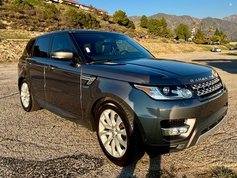 Used 2016 Land Rover Range Rover Sport HSE image 4