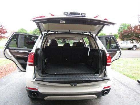 Used 2015 BMW X5 xDrive35i AWD/4WD image 11