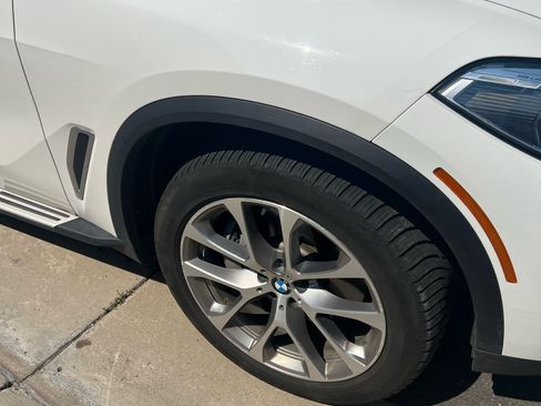Used 2019 BMW X5 xDrive50i w/ Executive Package AWD/4WD image 10