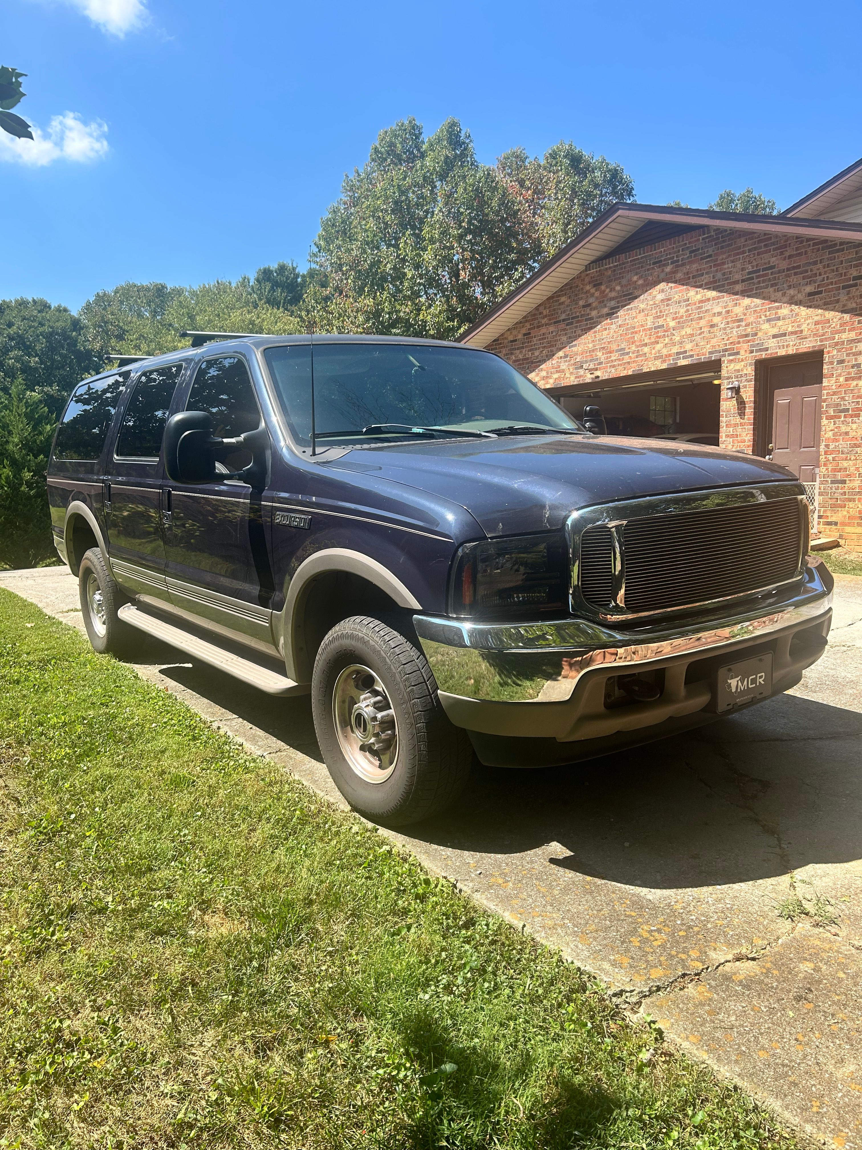 Used 2000 Ford Excursion Limited AWD/4WD image 11