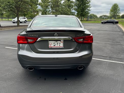 Used 2016 Nissan Maxima Platinum image 11
