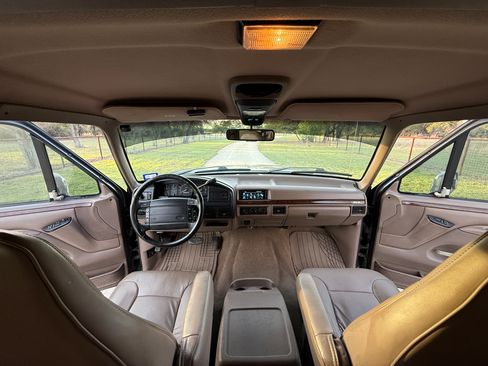 Used 1996 Ford Bronco image 25