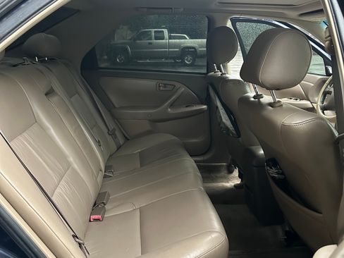 Used 1998 Toyota Camry LE image 12