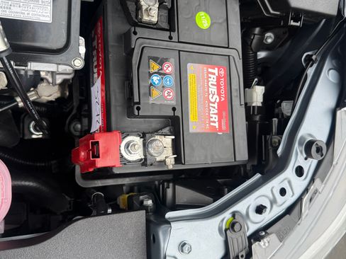 Used 2024 Toyota Corolla LE image 12