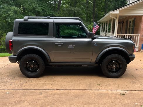 Used 2023 Ford Bronco Black Diamond AWD/4WD image 4