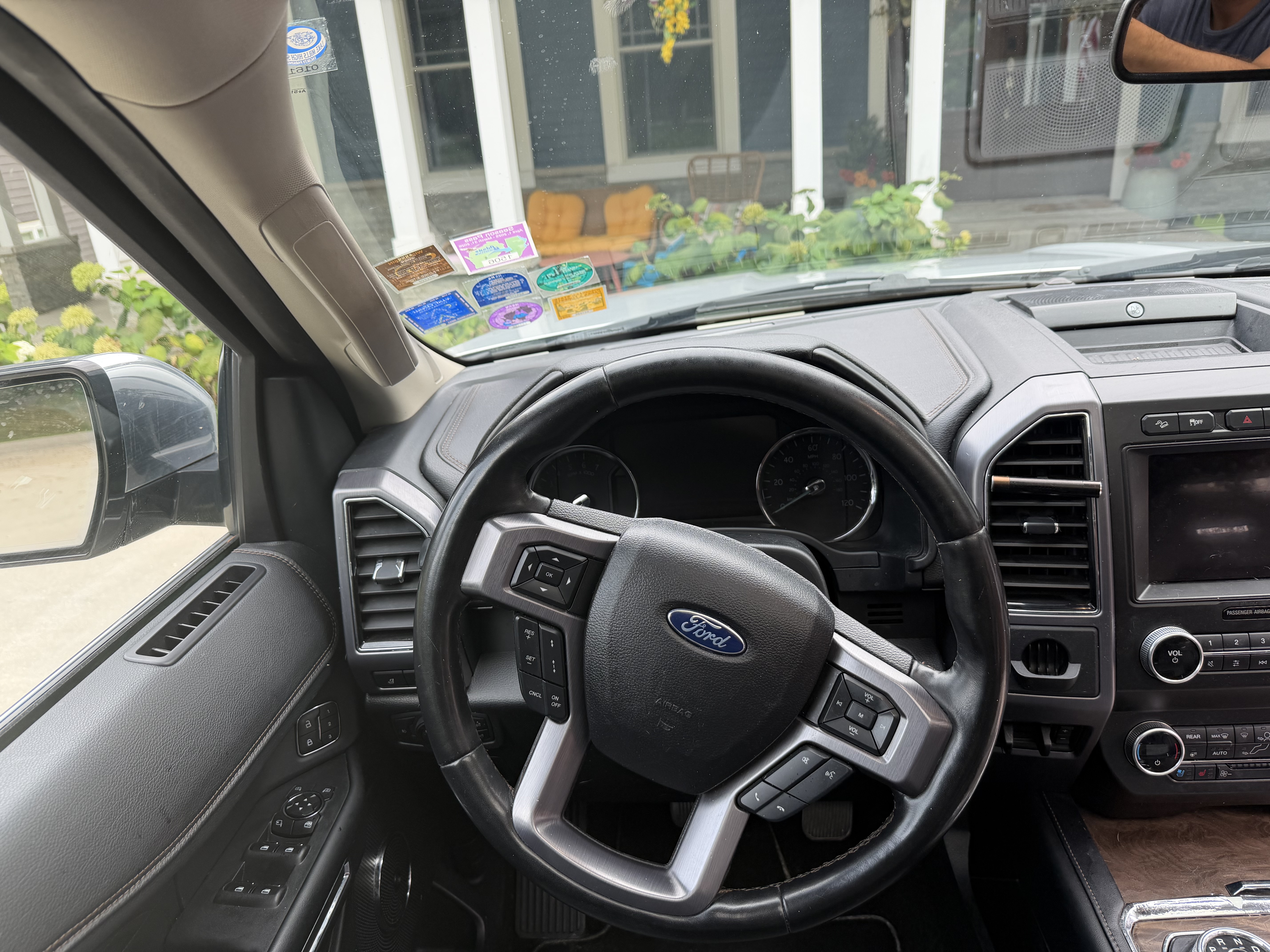 Used 2019 Ford Expedition Max Platinum AWD/4WD image 29