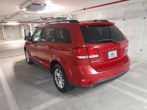 Used 2015 Dodge Journey SXT w/ Flexible Seating Group image 5