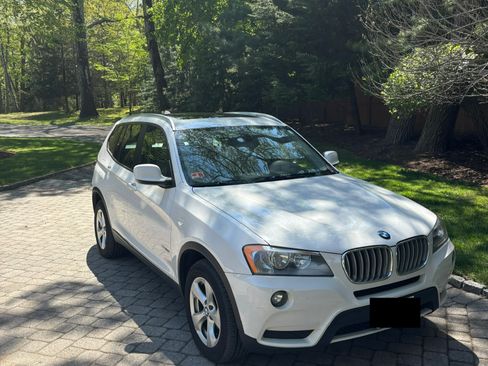 Used 2011 BMW X3 xDrive28i AWD/4WD image 1