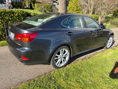Used 2006 Lexus IS 350 image 19