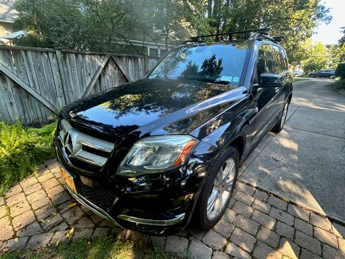 Used 2014 Mercedes-Benz GLK 350 4MATIC image 1